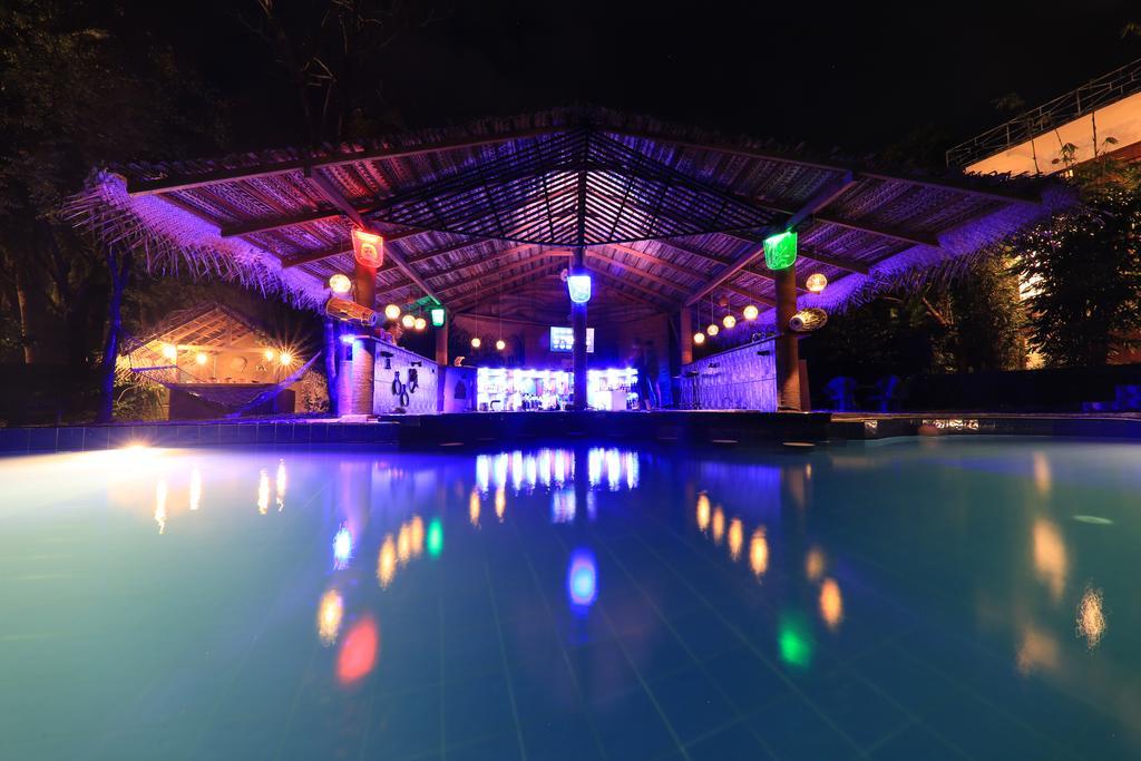 Sundaras Resort & Spa Dambulla Buitenkant foto