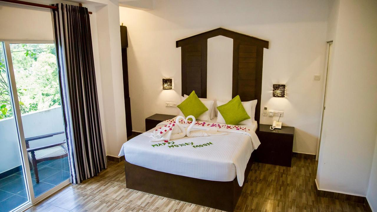 Sundaras Resort & Spa Dambulla Buitenkant foto